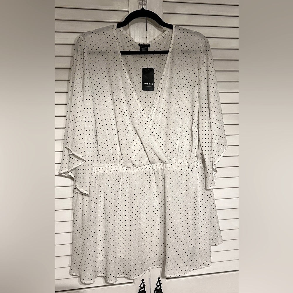 Torrid 3X New White & Black Dotted Georgette Business Casual Work Shirt NWT
